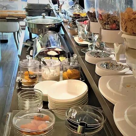 Hotell Konaki