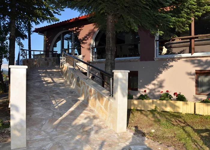 Konaki Hotel Arnaia