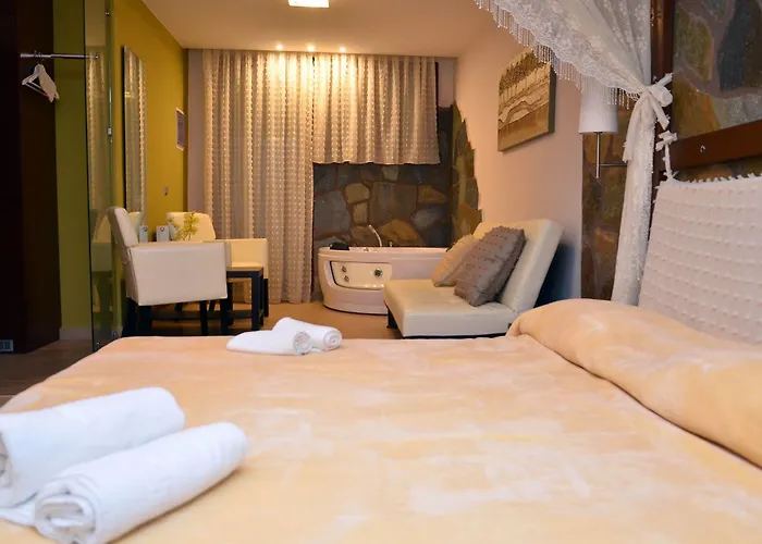 Otel Konaki