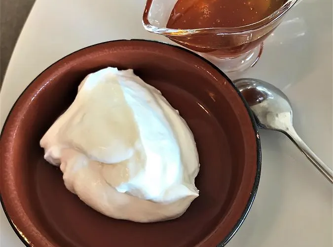 Konaki Hotel Arnaía